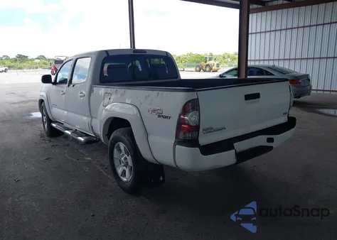2011 Toyota Tacoma Base V6 z USA, uszkodzony, nr VIN 5TFMU4FN5BX003213
